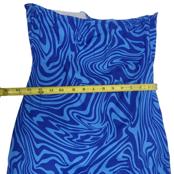 Cherry Mellow Halter Dress - Picture 4 of 6